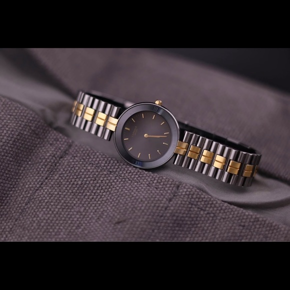 Vintage 1982 Seiko Lassale 5A50-0280
Two-toned Women’s Watch - Picture 4 of 10